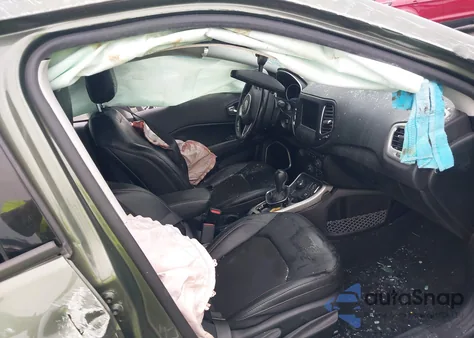 2021 Jeep Compass Latitude 4X4 from USA, damaged, VIN 3C4NJDBB4MT557883